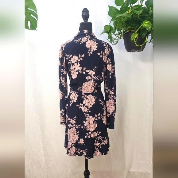 Marissa Webb Blue and Pink Long Sleeve Wrap Dress Size S GUC - Picture 2 of 6